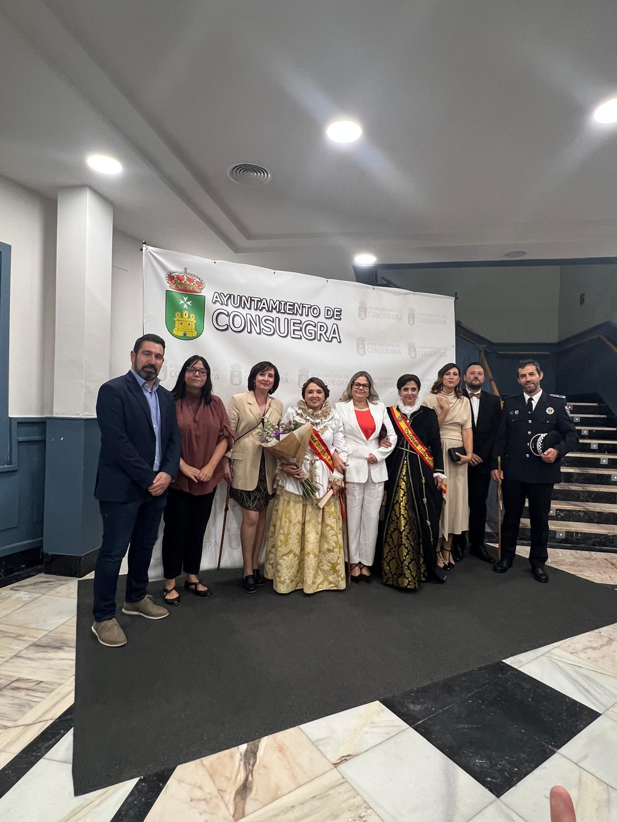 Consuegra celebra la proclamación de Soledad Tendero como Dulcinea en la 64 Fiesta de la Rosa del Azafrán